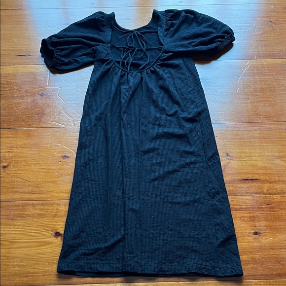 H&M Dress - Picture 2 of 8